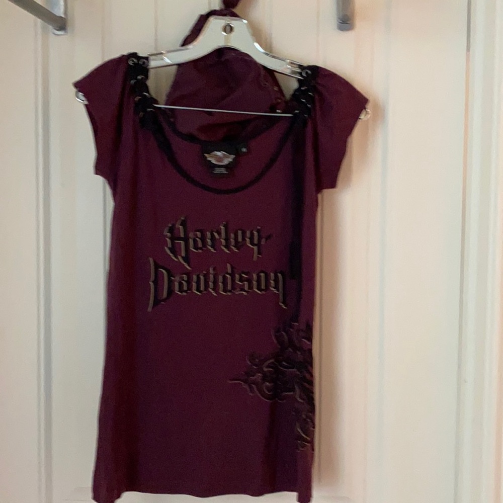 RARE HD women’s tee burgandy with Matching HD CAP!